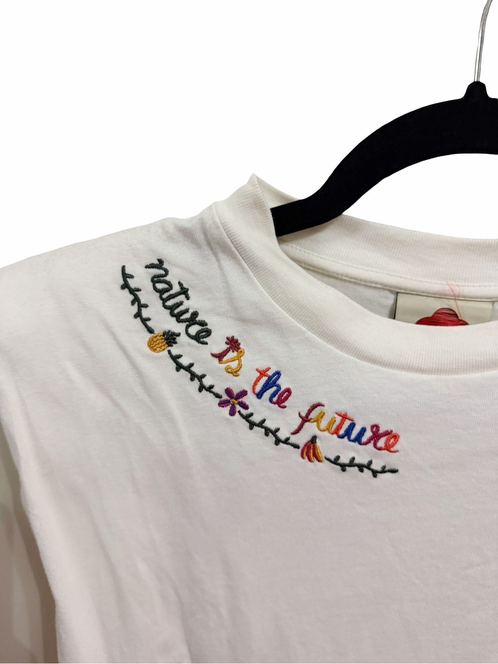 FARM RIO Nature is the Future Embroidered White Muscle Sleeveless Tee Sz S - Picture 5 of 6